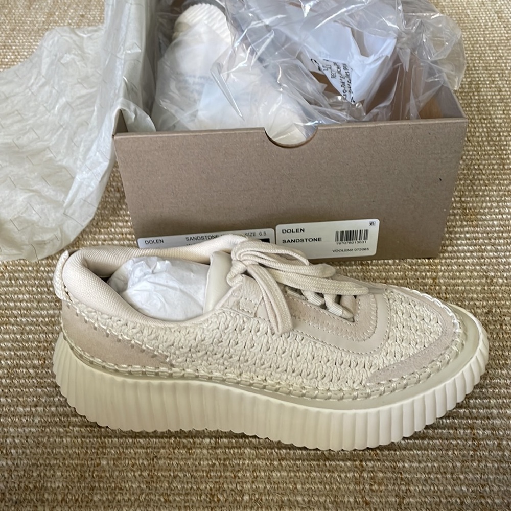 Dolce Vita Dolen Sneaker